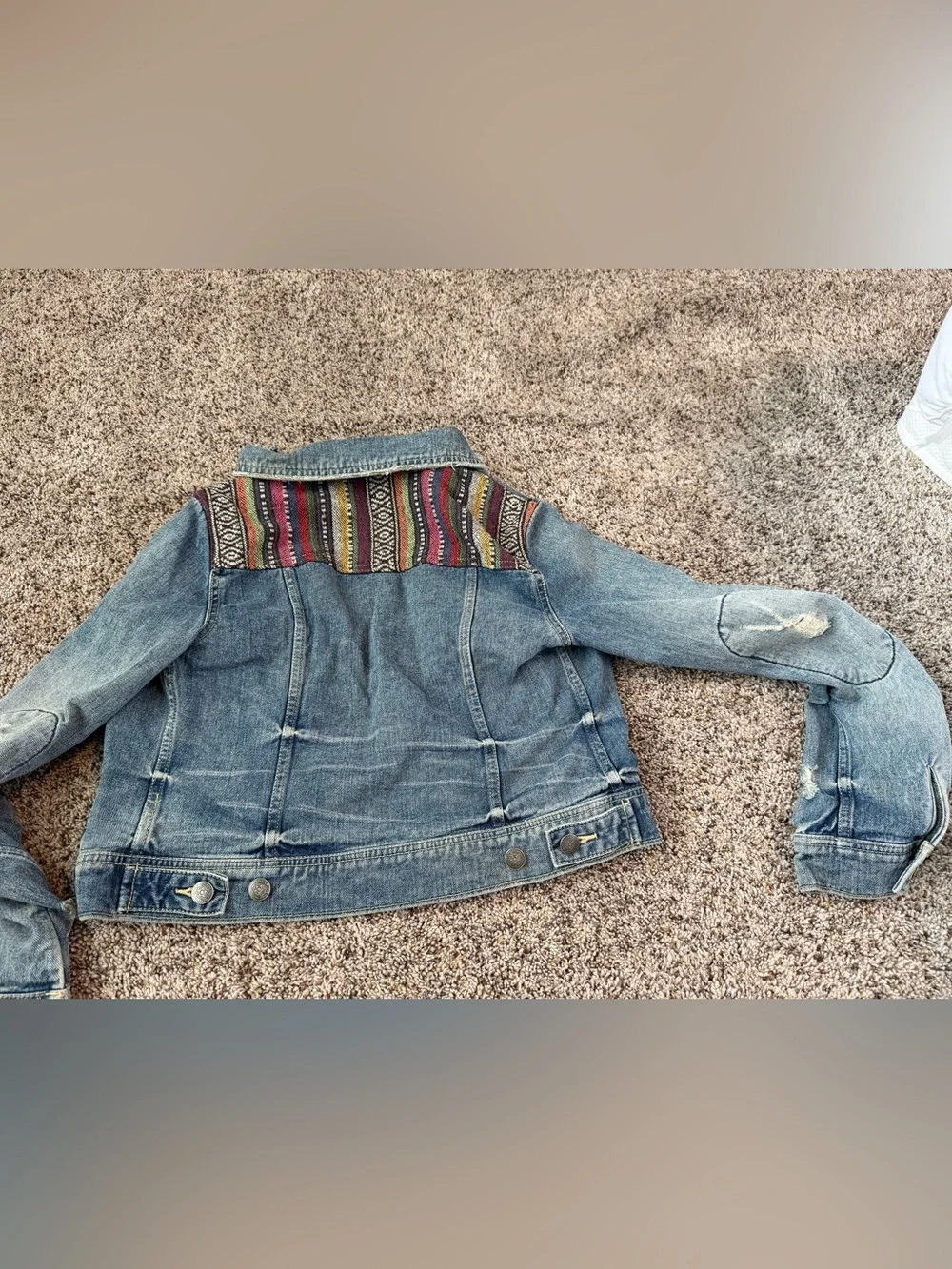 Women’s Free People Distressed Baja Denim Jean Jacket - Size 2 - Picture 7 of 7